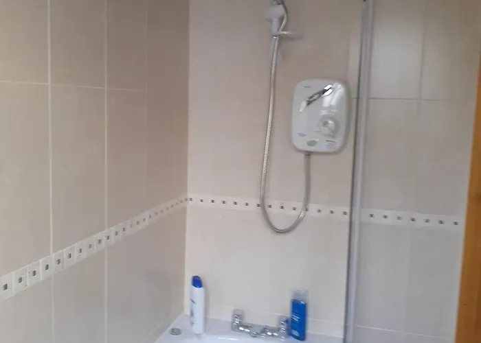 Nature's Edge Pensión Moneyduff